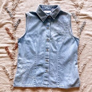 Vintage Casey & Max Sleeveless Denim Button-Up Shirt Star Embroidery size M